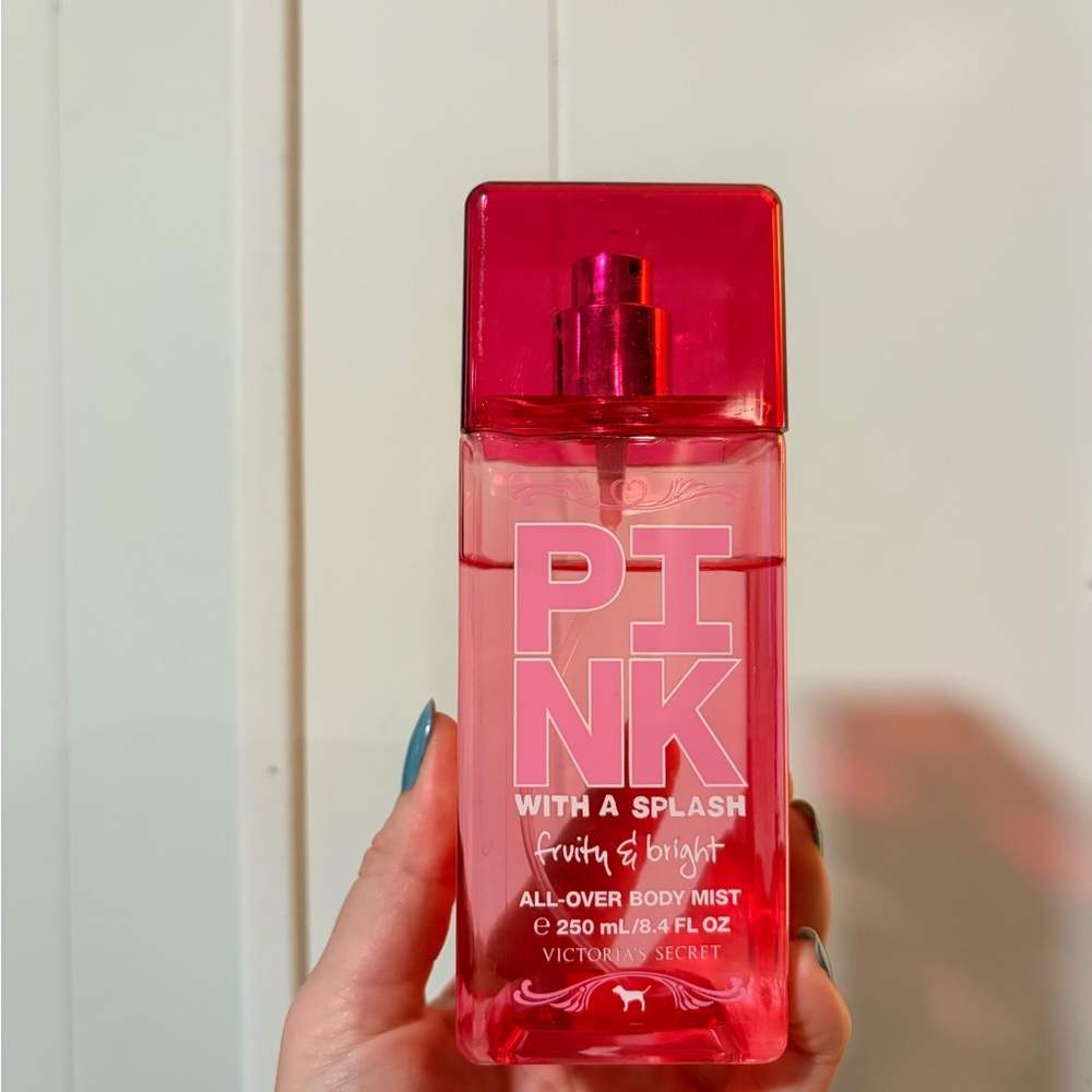 Victoria's Secret Pink With a Splash - Fruity and Bright